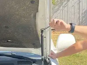 2003-2009 Toyota 4Runner Hood Struts Replacement