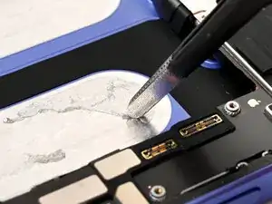 iPhone 16 Battery Installation