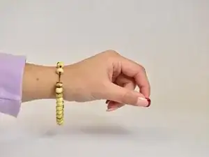 How to Replace a Beaded Bracelet String