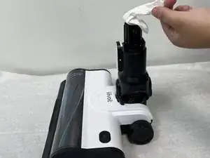 Levoit LVAC-200 Hose Cleaning