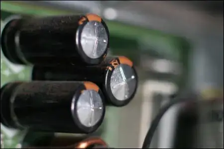 Three broken capasitors