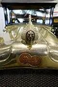 1926 Pontiac radiator logo