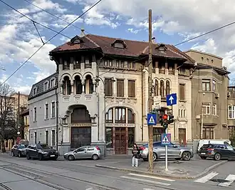 Gheorghe Hotăranu House (Strada Vasile Lascăr no. 76), Bucharest, by Statie Ciortan, 1925[77]