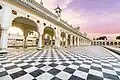 Arcades around the sarovar