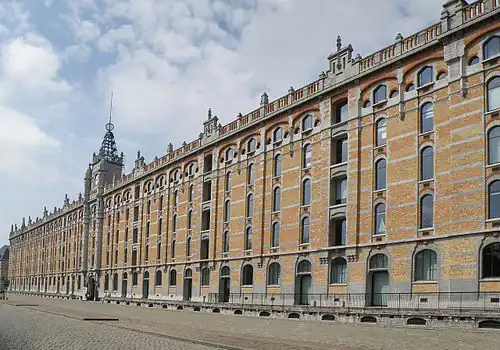 The Royal Depot [fr] of Tour & Taxis seen from the Avenue du Port/Havenlaan's side