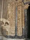 Entrance detail (right side)