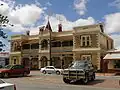 Commercial Hotel, Cowell