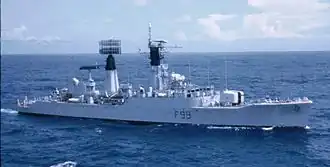 HMS Lincoln (F99), a Salisbury-class frigate, in 1972