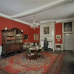 "Red room"