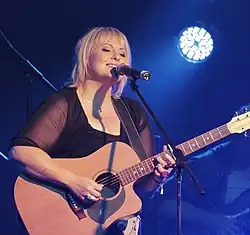 Bowtell performing at Tamworth Country Music Festival in January 2014