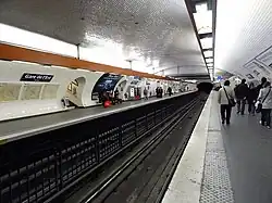 Line 4 platforms at Gare de l'est