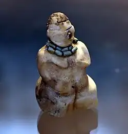 Mother-goddess statuette from Tell es-Sawwan, Samarra period. National Museum of Iraq.