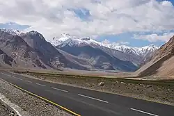 NPD road towards Padum, ~6 km (3.7 mi) south of Zangla