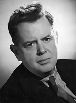 MacMillan in 1940