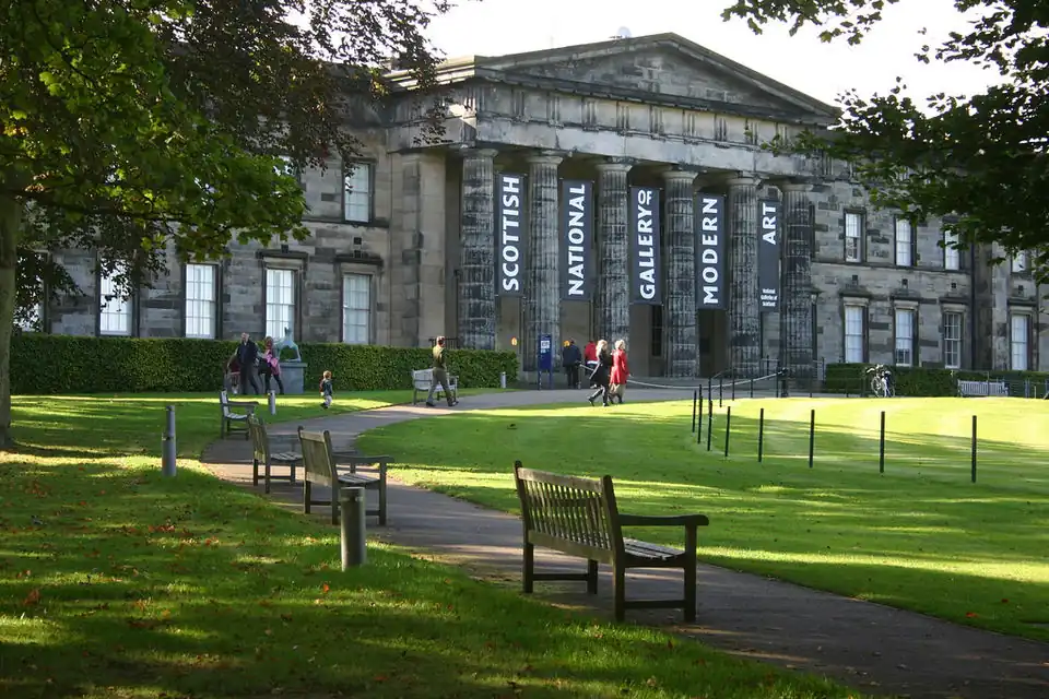 Modern One, (7 October 2007).
