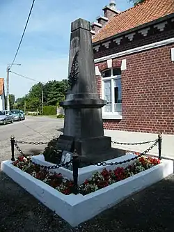 Monument aux morts.